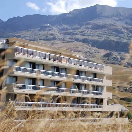 Le Dome Hotel 3*